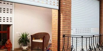 Выбираем рольставни для магазина